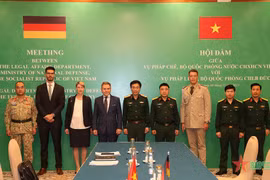 越德两国加强在军事国防法律领域的合作