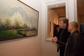 越南“家乡的色彩”艺术展活动在英国举行