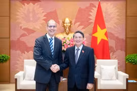 促进越南国会下设机构与德国阿登纳基金会的合作关系