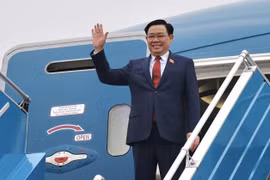 越南国会主席王廷惠启程出席柬老越三国国会高层会议 对老挝进行工作访问 对泰国进行正式访问