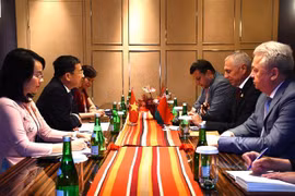 第44届东盟议会联盟大会：越南与其他国家代表团进行双边接触