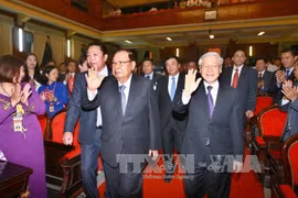 本扬·沃拉吉走访胡志明国家政治学院。