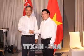 新加坡将协助越南制定产业转型路线图