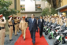 陈大光大将：对公安力量平易近人的一位首长