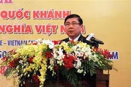 胡志明市举行九二国庆招待会