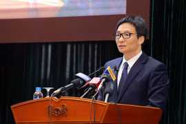 2018年文化体育与旅游工作部署会议在河内、岘港和胡志明市三地同步举行