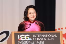 邓氏玉盛在2018年全球妇女峰会开幕式上发表重要讲话
