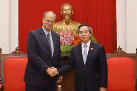 阮文平会见德国驻越南大使克里斯蒂安·伯杰