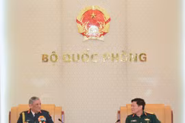 越南与印度将加强干部培训、国防工业、参加联合国维和行动等的合作力度
