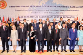  越南国会主席阮氏金银出席第三届亚欧国家议长会议开幕式