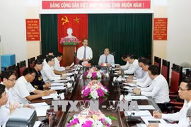 越南祖国阵线中央委员会主席陈青敏赴宣光省调研