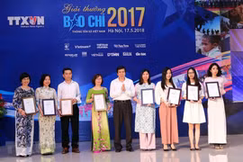 2017年越通社新闻奖颁奖：参赛作品内容丰富种类多样