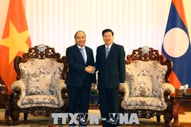 越老两国政府总理共同主持召开越老政府间联合委员会第40次会议