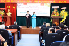 庆祝越中建交68周年见面会在胡志明市举行