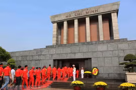 胡志明主席陵墓例行维修时间调整