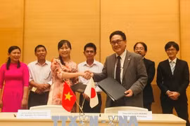 日本为改善越南各地方基础设施提供无偿援助