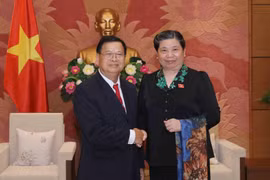 越老两国国会进一步加强合作