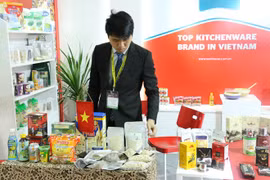 越南企业参加2018年印尼国际食品展