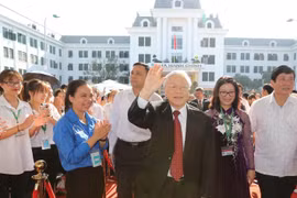 阮富仲总书记：努力将农业学院打造成为越南一流研究型农业大学