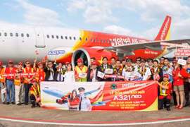 越捷航空公司接收首架A321neo飞机