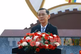 芹苴市领导接见日本投资商