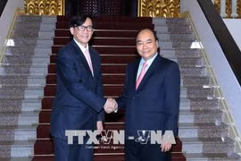 越南政府总理阮春福会见泰国驻越大使马诺斋•旺帕迪