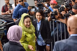 马来西亚前总理纳吉布夫人被指控洗钱