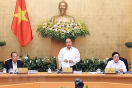 阮春福：推动经济高质高效增长 使民众过上安全幸福的生活