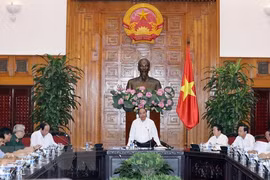 阮春福主持召开消除战后爆炸物和有毒化学品危害国家指导委员会会议