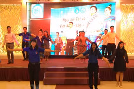 越老柬三国留学生举行交流会
