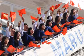 东南亚与日本青年船抵达胡志明市