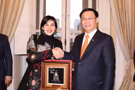政府副总理王廷惠圆满结束对智利的正式访问