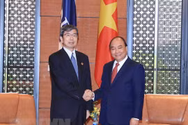 越南政府总理阮春福会见亚洲开发银行主席