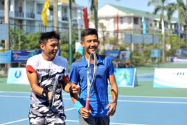 2018年越南男网F2未来赛：李黄南/阮文方晋级男双半决赛