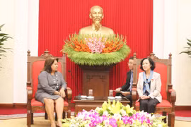 越共中央民运部部长会见古巴全国妇女联合会代表团