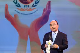 阮春福：调动各方面资源投入战后遗留炸弹地雷及化学毒剂后果克服工作