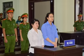 西宁省人民法院以“非法运输毒品”罪开庭审理两名嫌疑人