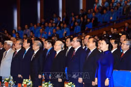 越南工会第十二届全国代表大会全体会议隆重开幕