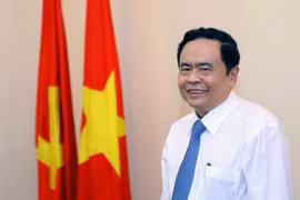 越南祖国阵线中央委员会主席陈青敏访问俄罗斯和古巴