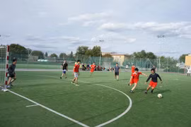 第一届捷克越南留学生运动会热闹举行