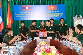 越老两国后勤学院签署缔结备忘录