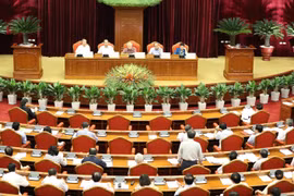 越共十二届七中全会：薪酬制度改革是当务之急