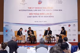 题为“国际法与东海”的第三次海洋事务对话在河内举行