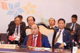 阮春福出席东盟与印度建立对话伙伴关系25周年纪念峰会