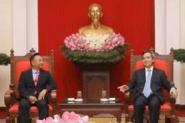 中央经济部部长阮文平会见DELL EMC集团干部代表团