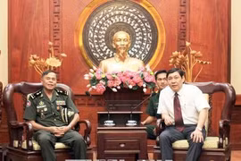进一步巩固越柬悠久的传统友谊