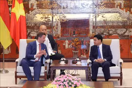 河内为德国企业对供水和处理环境污染项目投资创造便利条件