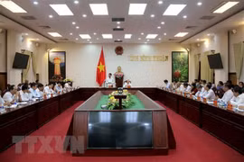 越共中央宣教部部长：平顺省应解决好引起民众不满的问题