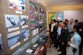 “起死回生的土地”专题展览会在岘港市举行