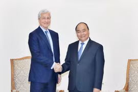 越南政府总理阮春福会见美国摩根大通集团董事长